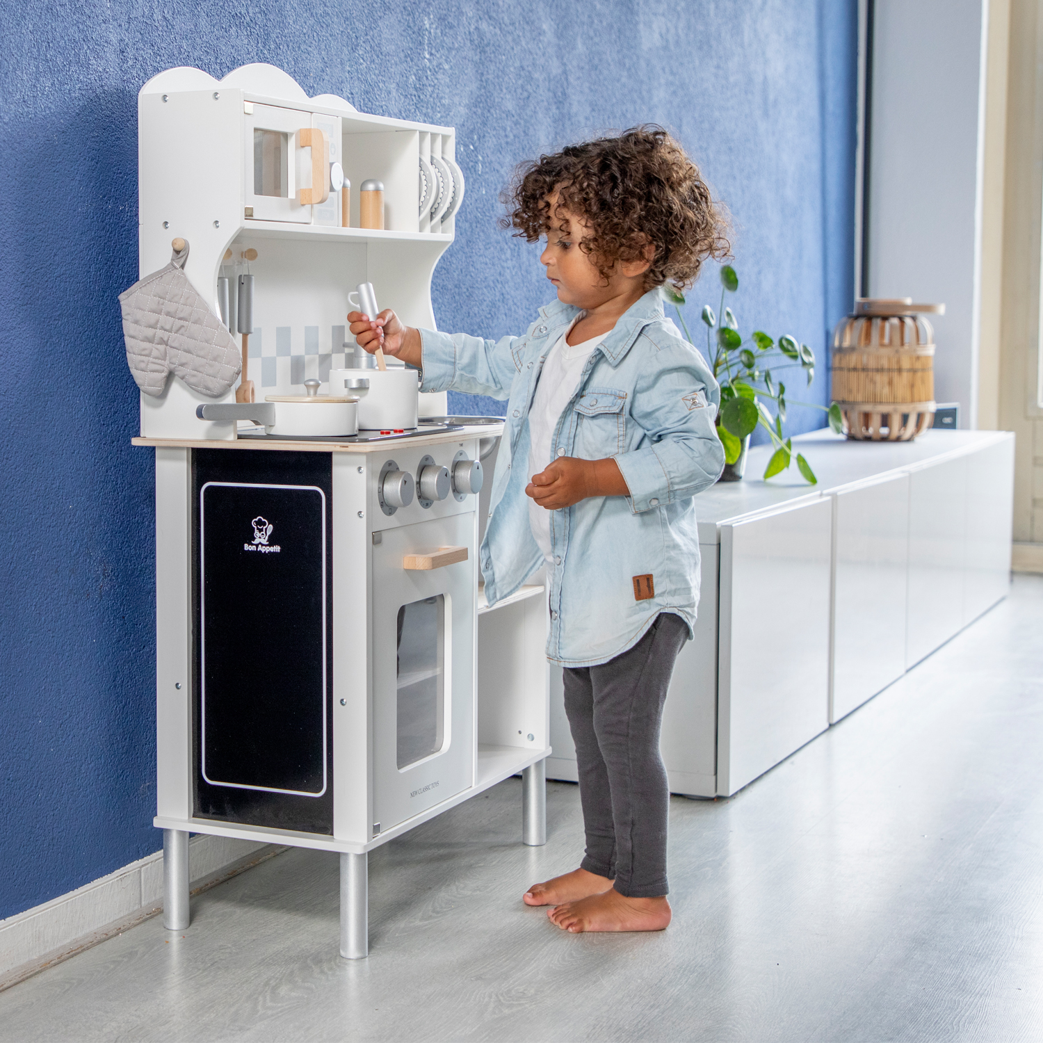 Kitchenette new sales classic toys